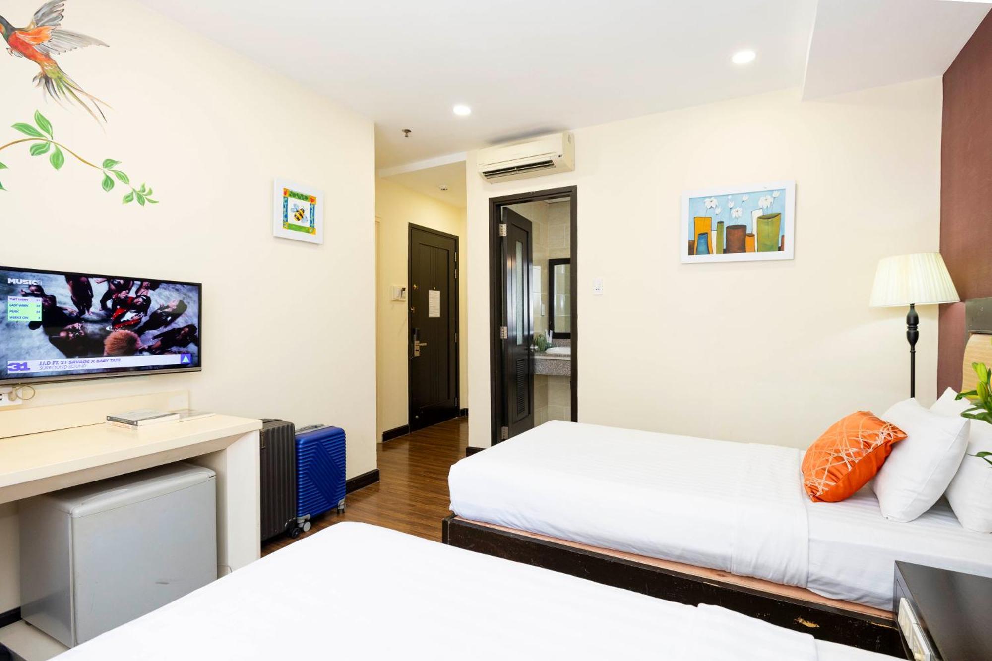 Asian Ruby Hotel & Spa - 122F Bui Thi Xuan Street Ho Chi Minh City Exterior photo