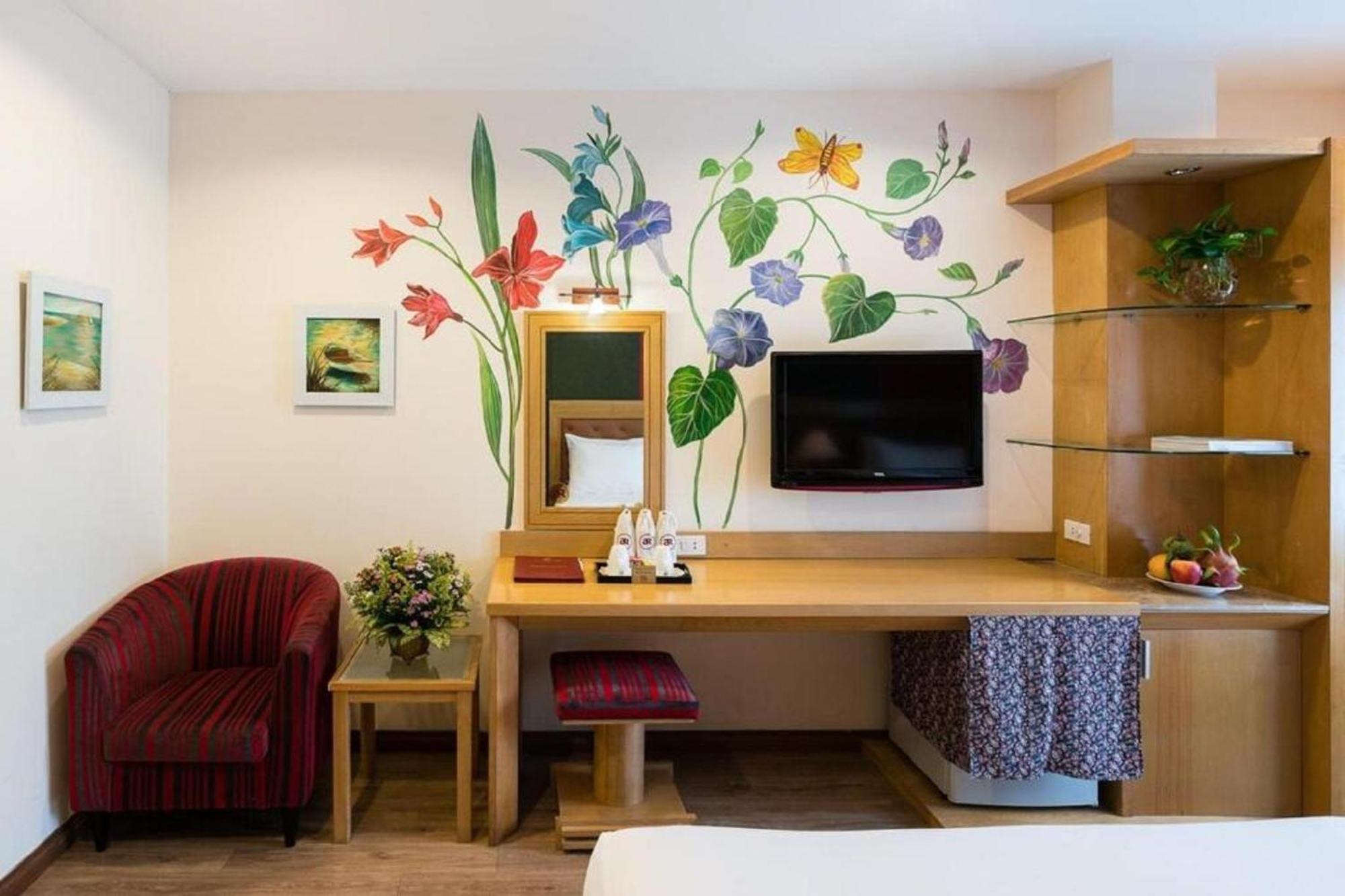 Asian Ruby Hotel & Spa - 122F Bui Thi Xuan Street Ho Chi Minh City Exterior photo